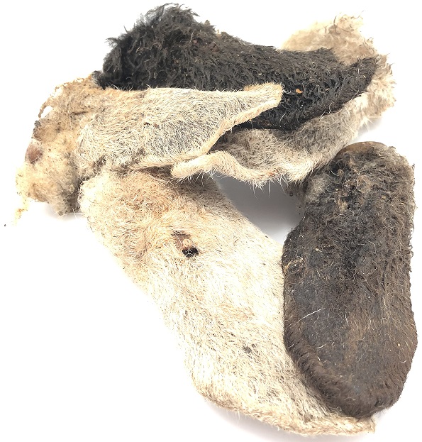 Lammeøre 1 stk. så hunden lige kan smage :-)